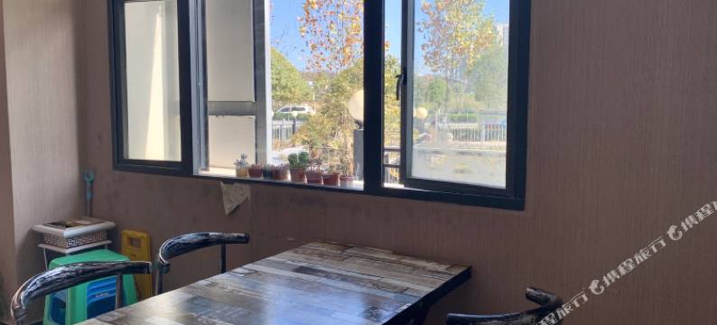 维尔斯酒店(贵阳北站新寨地铁口店)图片