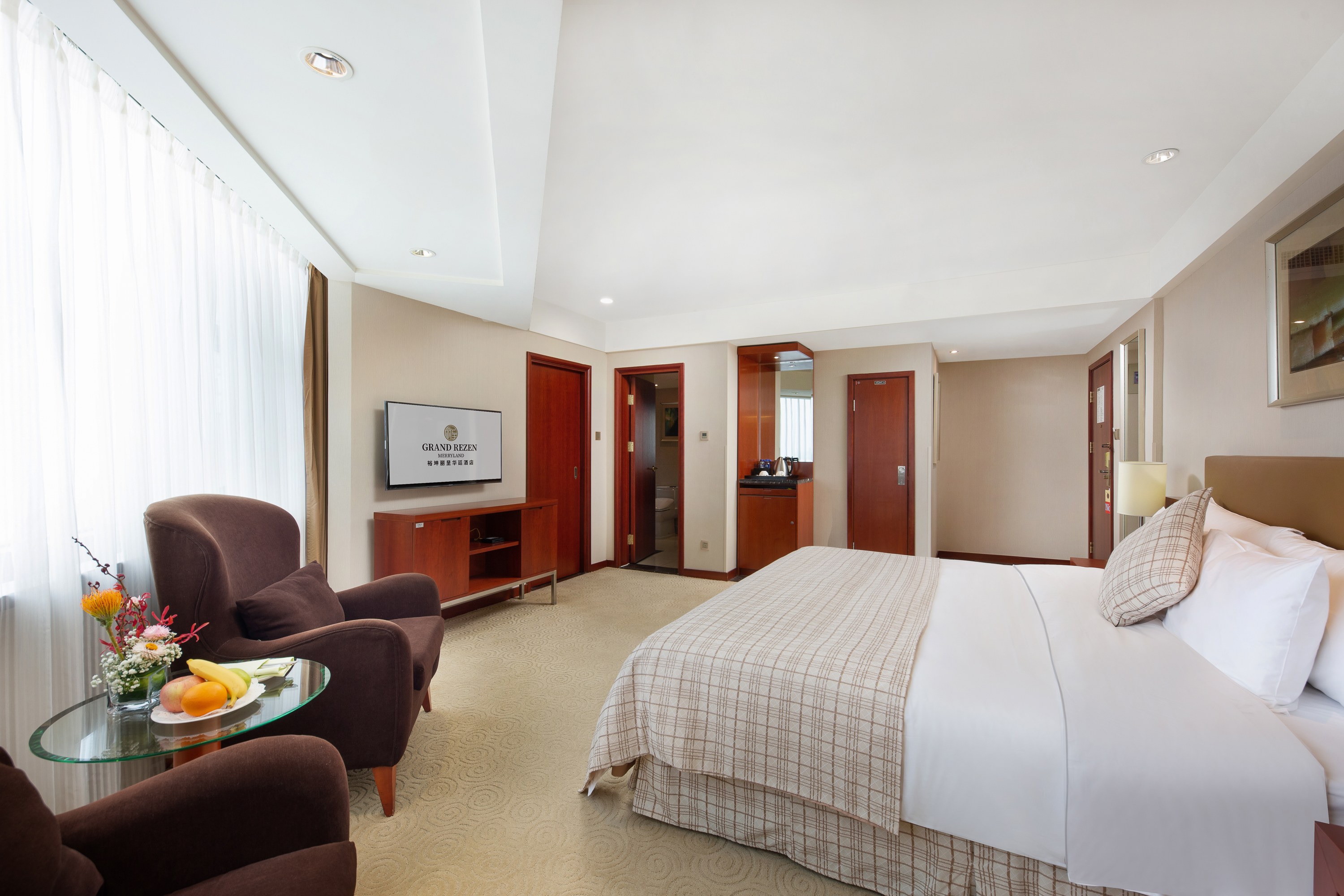 Grand Rezen Hotel Merryland Changshu Over view