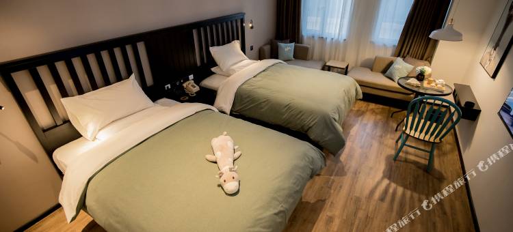 银座精宿酒店(济南莱芜旅发印象城凤城西大街店)图片