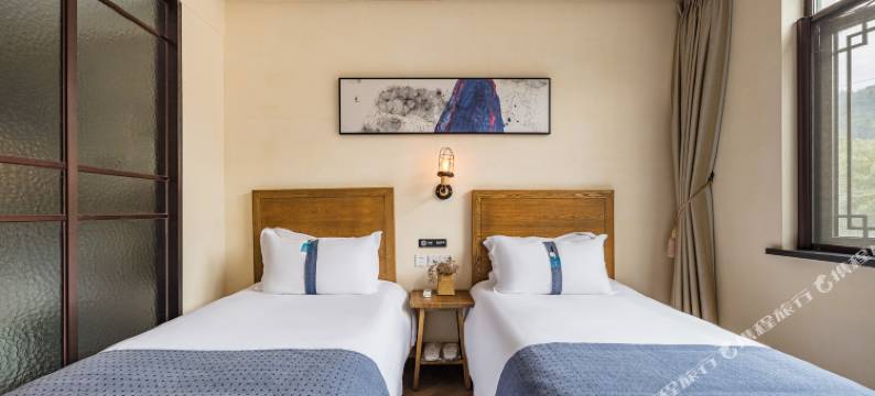 花筑·堂里山居(苏州太湖西山景区店)图片