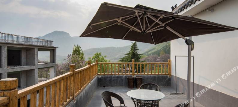 云台山依山居精品民宿(岸上服务区店)图片