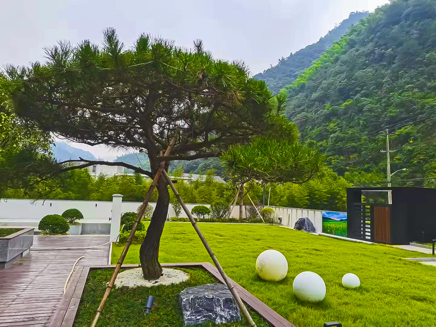 We•Valley Over view