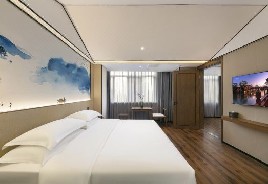 Stranger Light Residence Hotel (Shangqiu Wanda Plaza Store) Hotel Overview