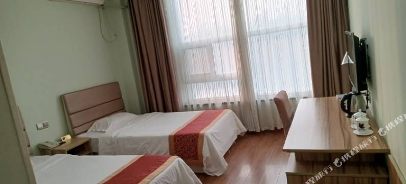 龙口艺华酒店图片