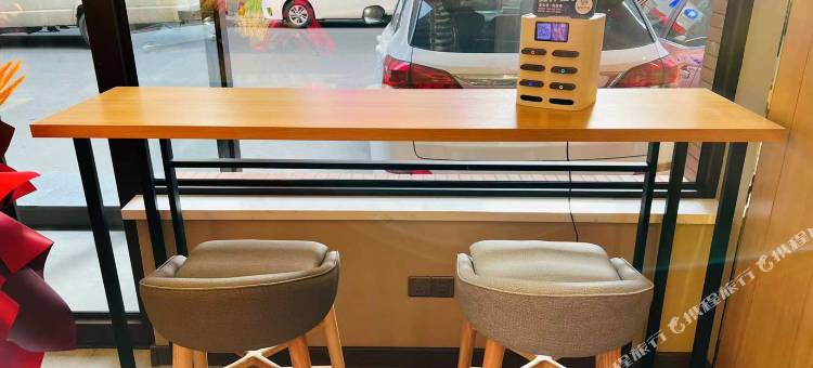 如家睿柏·云酒店(丹东锦山大街新柳商业街店)图片