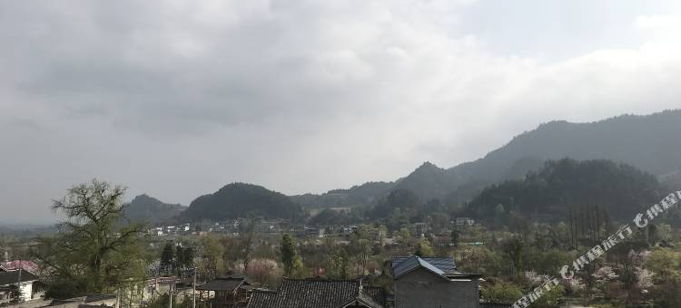 湄潭县柏果筑·花畔民宿图片