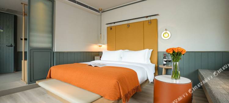 深圳西丽芮汐酒店(茶光地铁站店)图片