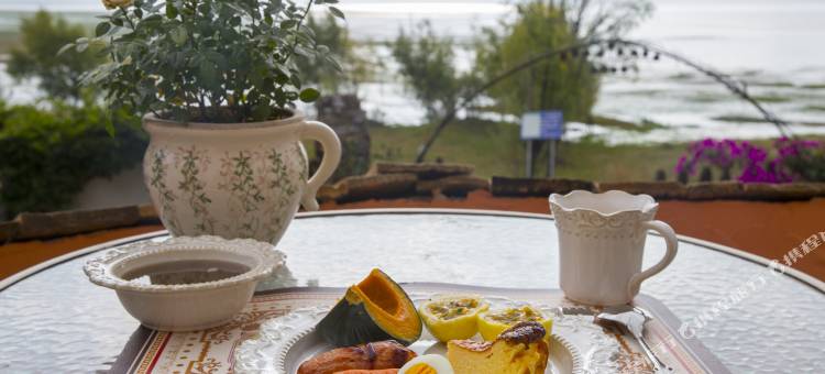 丽江逸人水岸城堡客栈图片