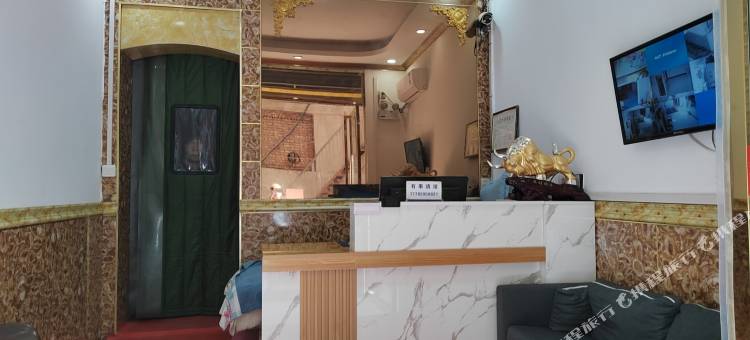 皇庭酒店(西安培华学院何家营店)图片