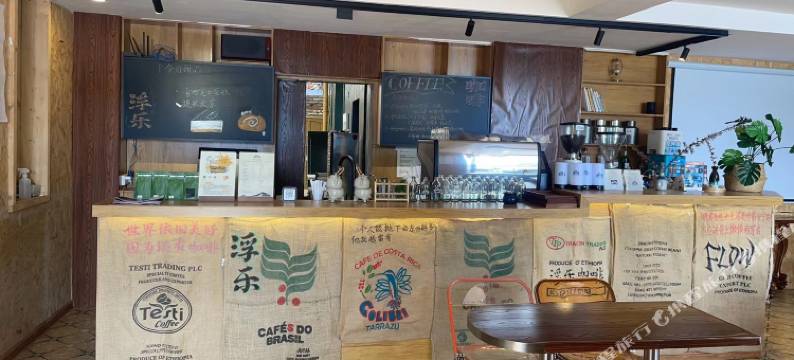 泸沽湖捌月客栈图片