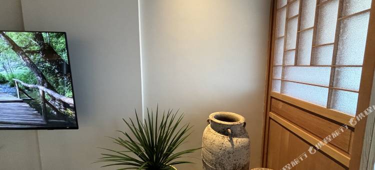 神隱之月民宿图片