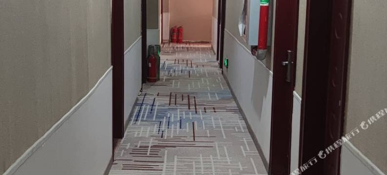 华泰商务宾馆(武汉白沙洲农副产品大市场店)图片