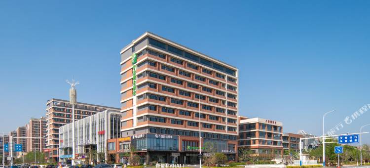青岛西海岸城市阳台智选假日酒店图片