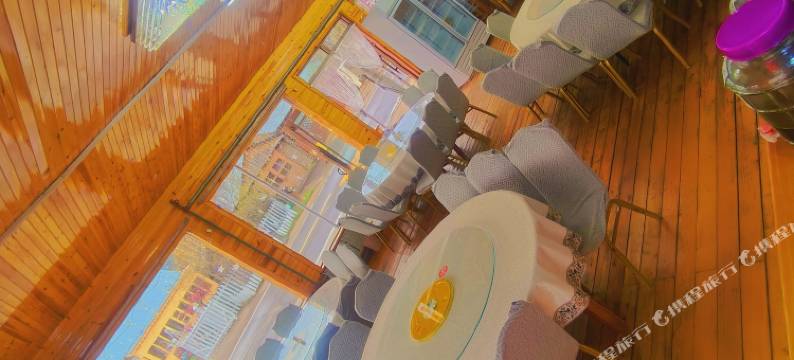 额尔古纳爱丽丝宾馆图片