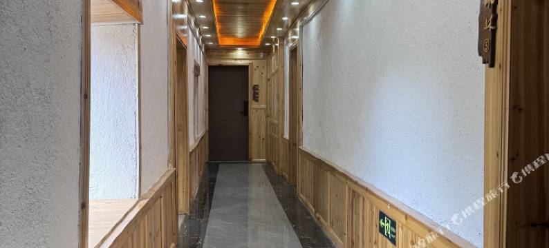 仰佩林民宿图片