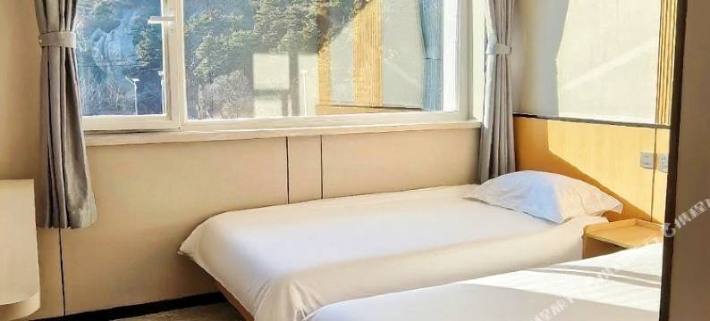 好运商务酒店(青岩寺店)图片