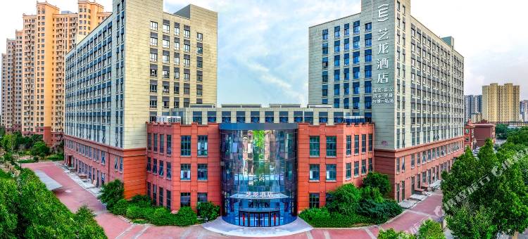 艺龙酒店(廊坊高铁站安次万达店)图片