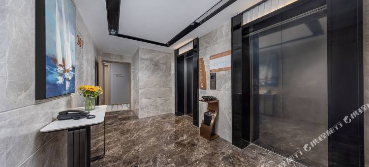 凯里亚德酒店(乌鲁木齐高铁站北广场店)图片