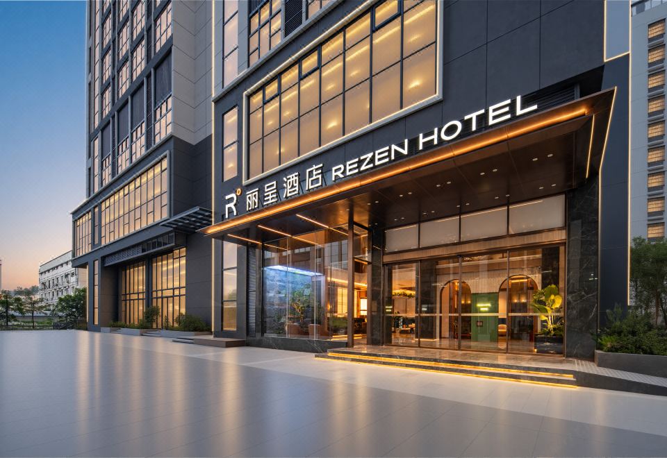 REZEN HOTEL over view