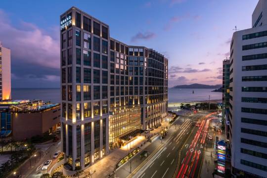 釜山朝昕經典酒店