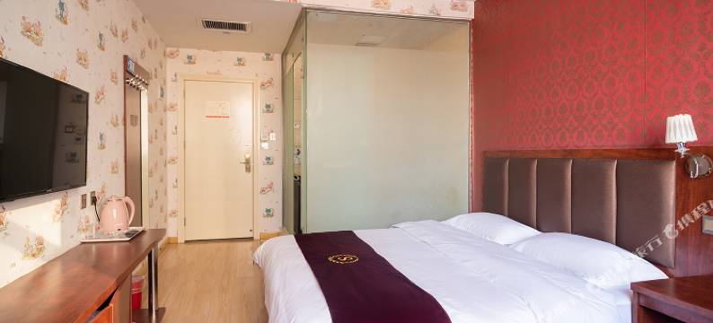 七彩青春时尚酒店(安阳师范学院店)图片