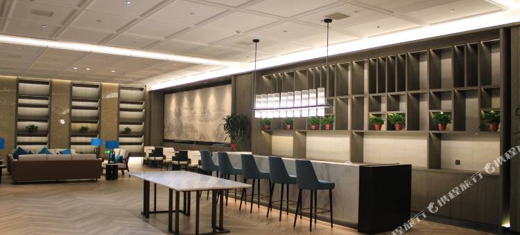 新干滨江大酒店图片