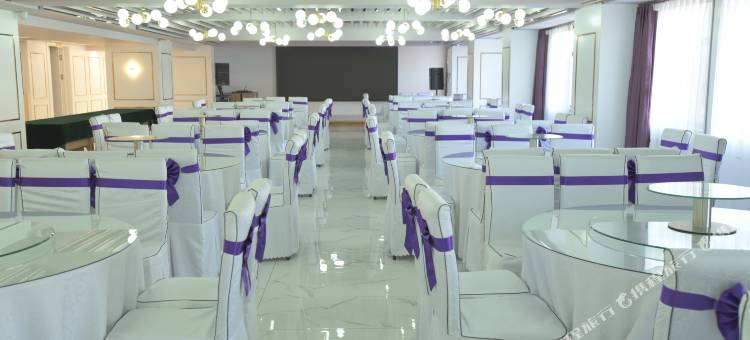 松原万华酒店(滨江中学新天地购物公园店)图片