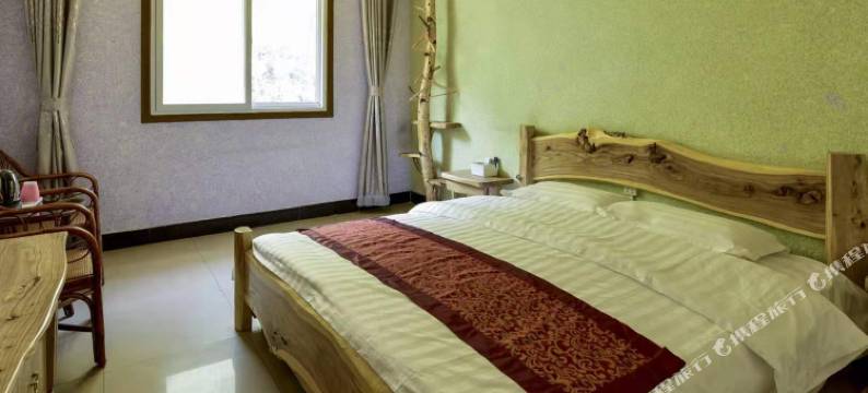 雾灵山金水屯庄园图片