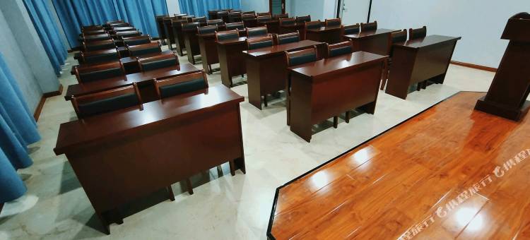 肥乡君悦华庭假日酒店图片