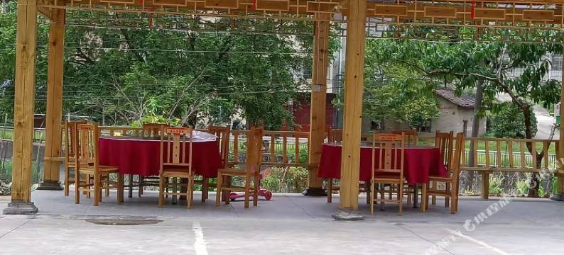 迷人谷客栈图片