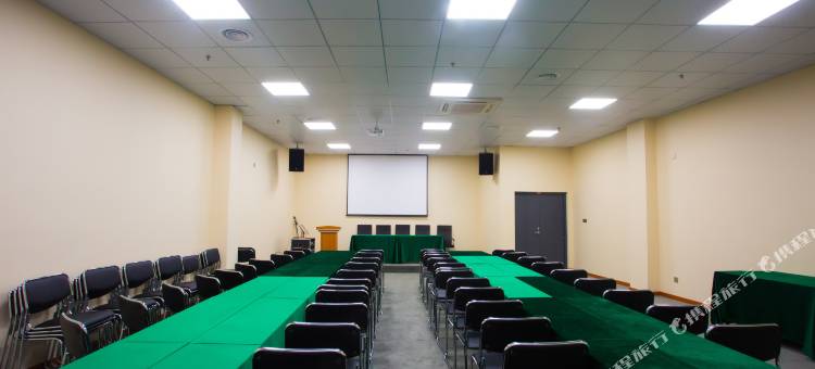 桔港酒店(武汉汉口火车站杨汊湖地铁口店)图片