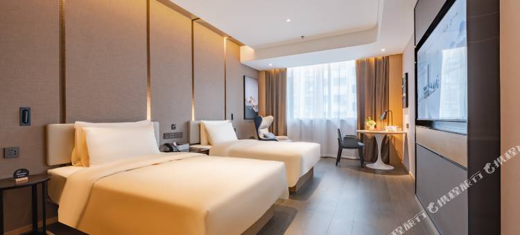 上海新国际博览中心杨高南路地铁站亚朵酒店图片