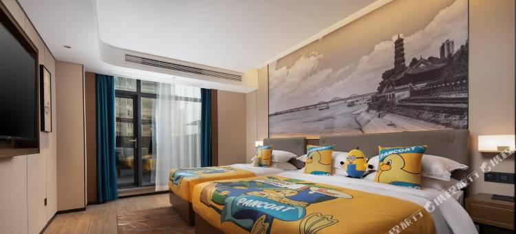 天海柏唐江景酒店(联盛快乐城九江市第三中学店)图片