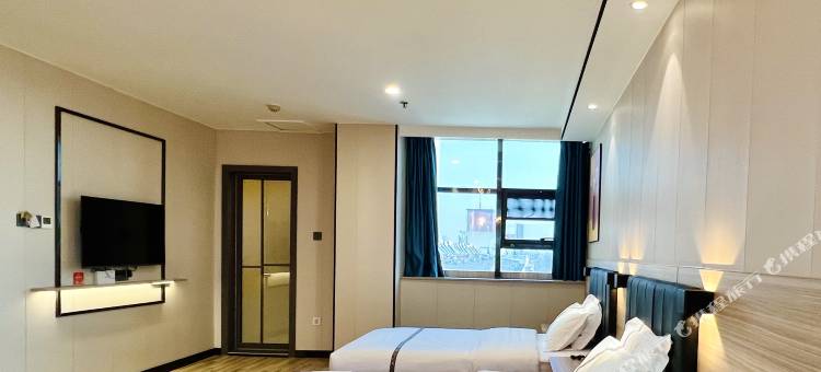 亚瑞青居酒店(邹城欧陆商城店)图片