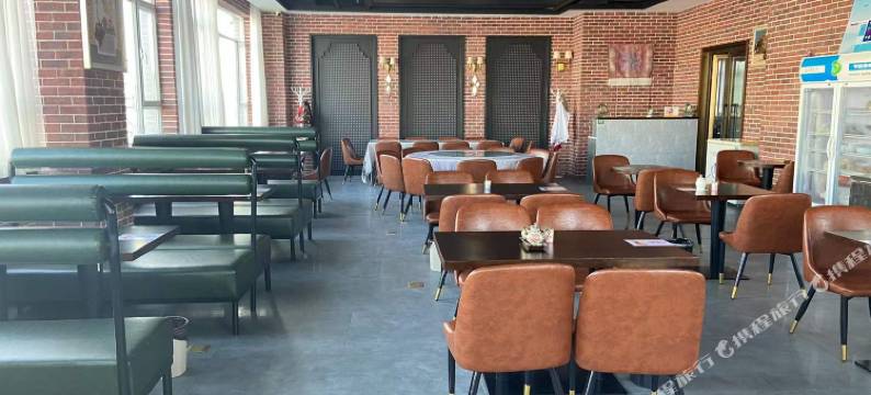 卓悦酒店(塔城卓悦百盛购物公园店)图片