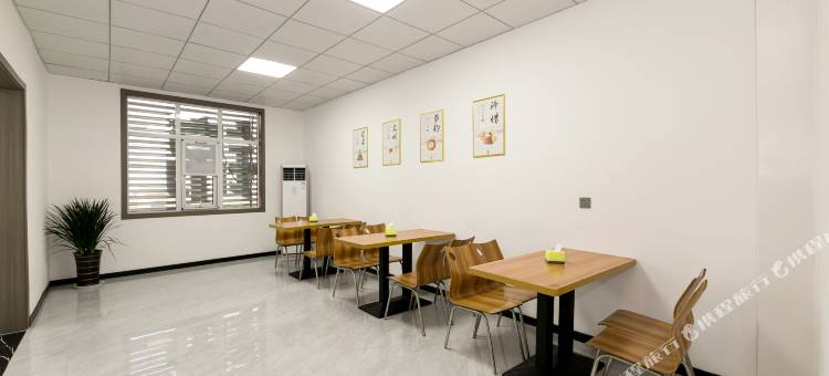 颐澜酒店(长葛义乌城店)图片
