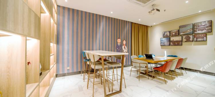 白玉兰酒店(长沙五一广场湖南博物院店)图片