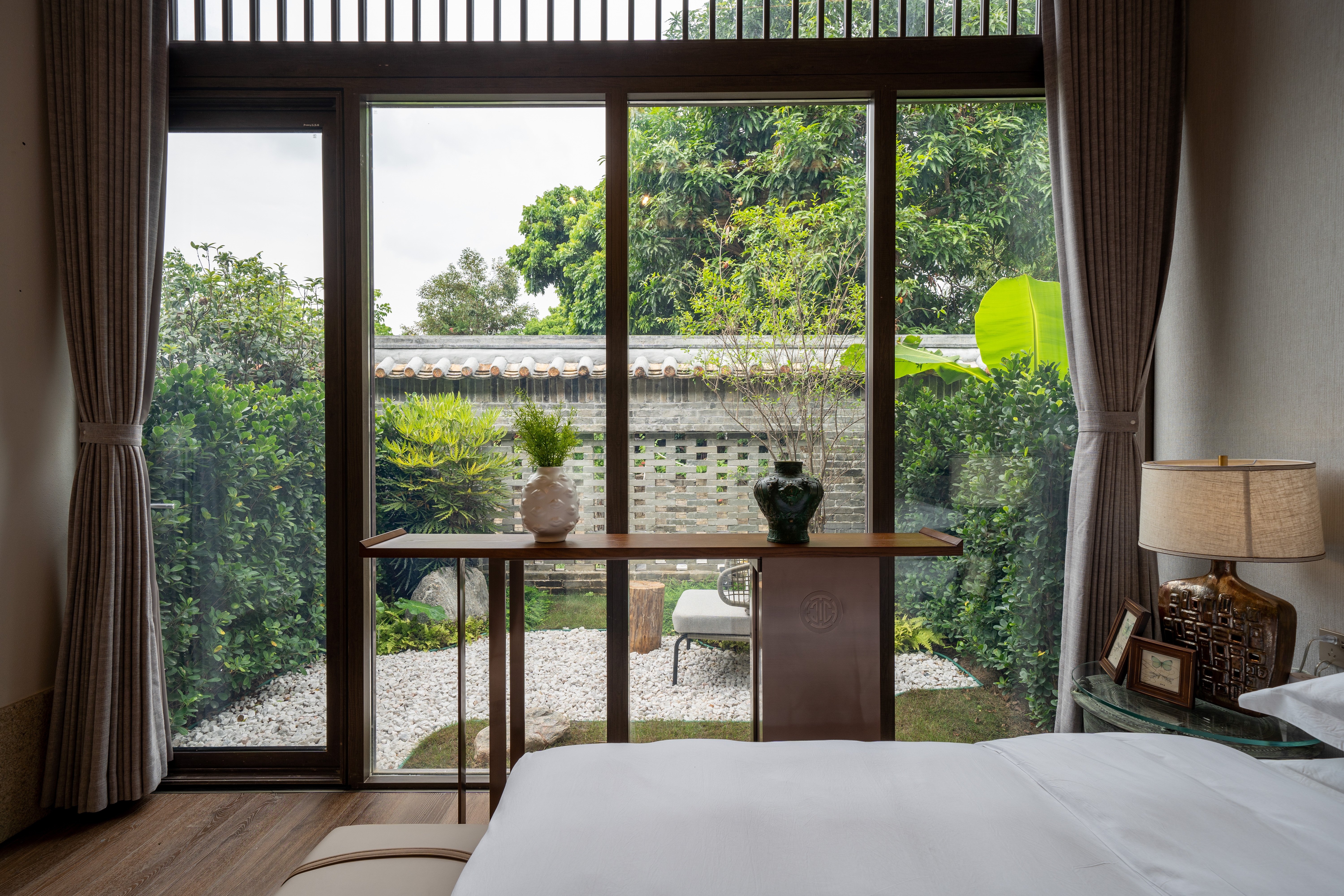 Floral Hotel·Yinlu hotel  (Huitong Ancient Village Shop, Tangjiawan Town, Zhuhai) Over view