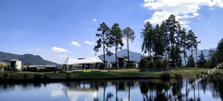 腾冲青山外客栈图片