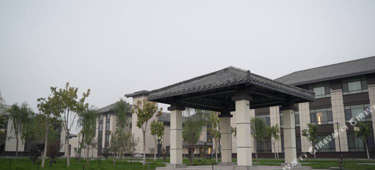 阿拉尔塔河观澜酒店图片