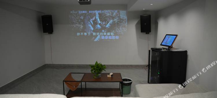 安吉初夏度假轻奢美宿(云上草原店)图片