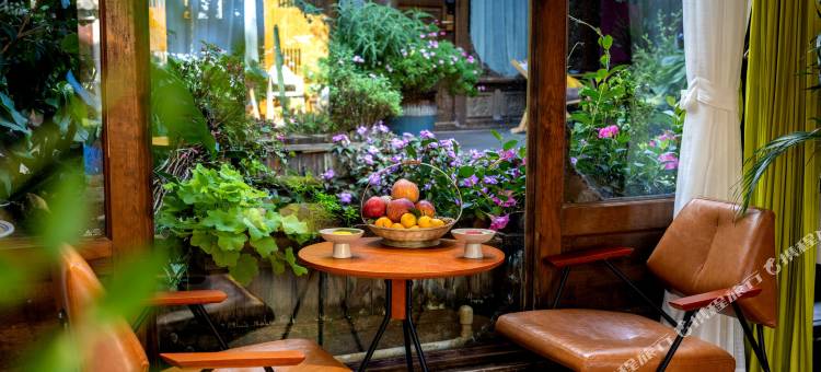月光部落·中式花园茶宿(丽江古城忠义市场店)图片