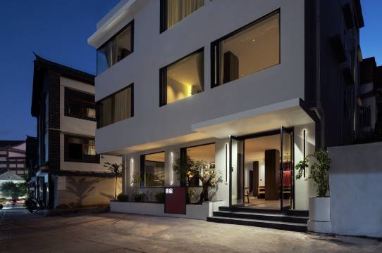 喜宿民宿(建水古城朱家花园店)