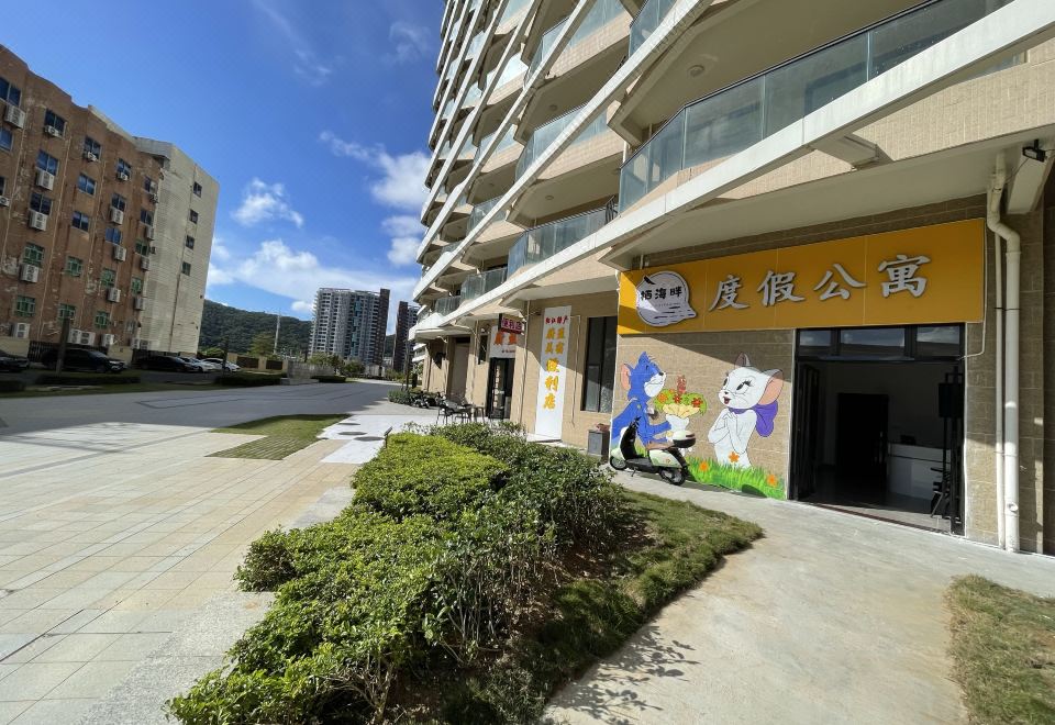 Island View Beach Resort Over view