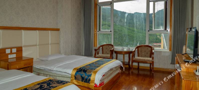 扎尕那山水云居藏家民宿图片