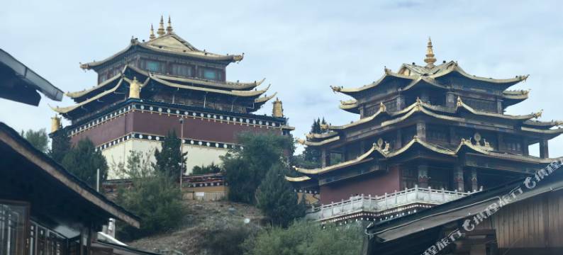 香格里拉鸿春萍客栈(独克宗古城店)图片