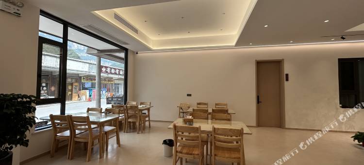 森霖民宿(八里沟景区店)图片