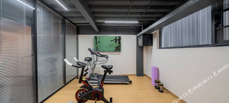 仟那美宿酒店(郑州中原福塔经北五路地铁站店)图片