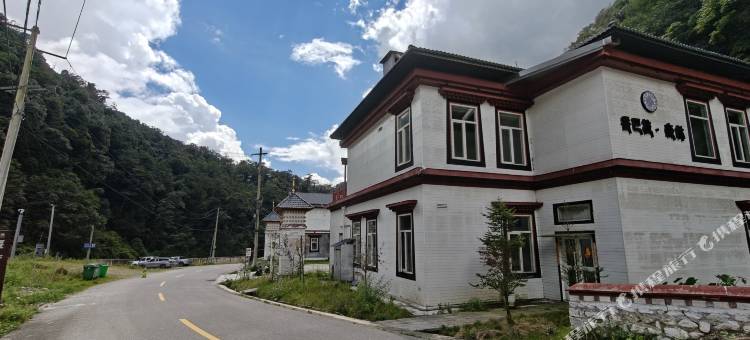 香巴拉·森林酒店(巴夏景区店)图片