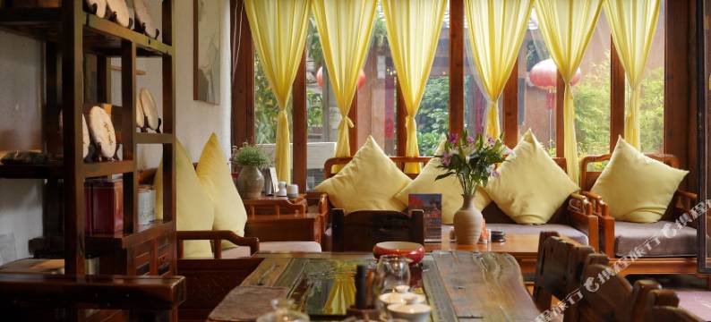 丽江远树雪山观景客栈(束河古镇店)图片